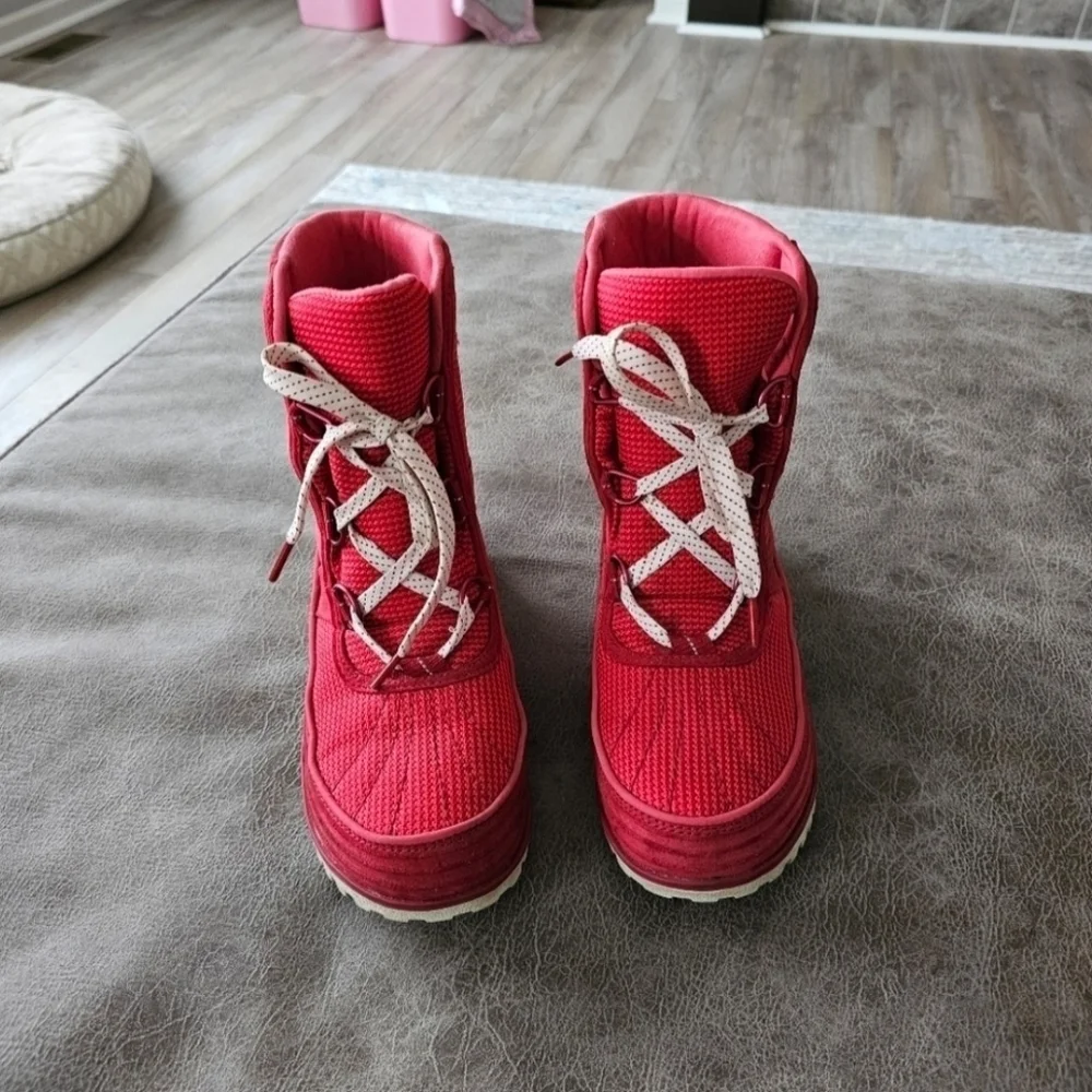 SOREL Tivoli ll Go Sneaker Boots Size 7